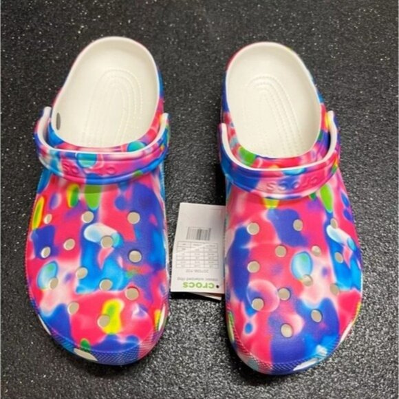 Crocs Sandals Clog Shoes Men's 13 Pink Rainbow Solarized Classic All over 122025 - Picture 4 of 9